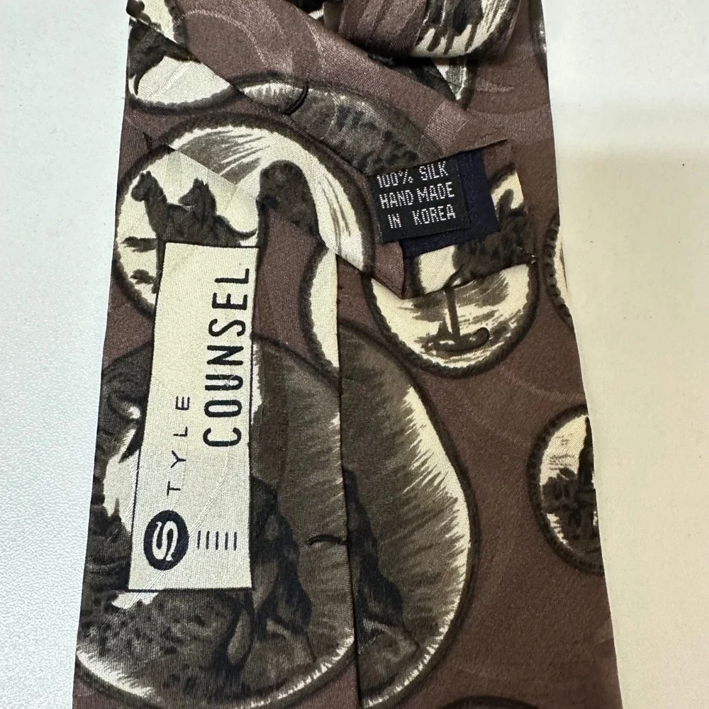 Style Counsel Mens Brown Silk Equestrian Horse Portrait Necktie Hand Made Korea